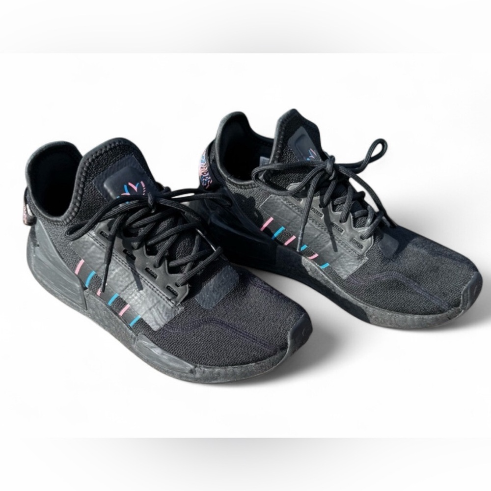 Adidas - NMD R1 V2 Black Pulse Magenta Men’s 7.5